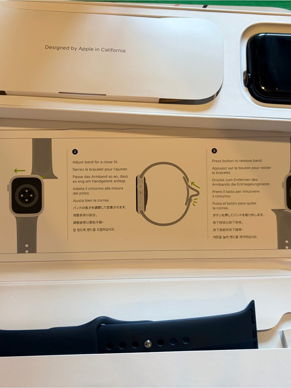 Apple Black Silicone Sport Band for Apple Watch cellular and gps